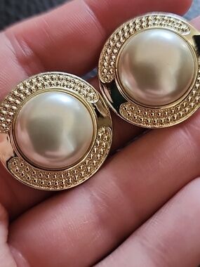 VTG Classic Pearl-Style Gold Earrings